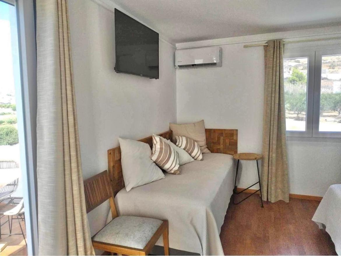 Syros Village Suites Vari  Exterior photo