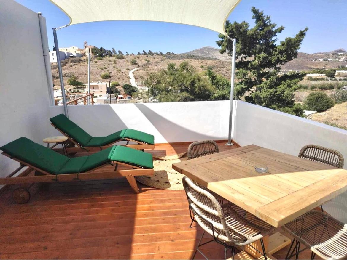Syros Village Suites Vari  Exterior photo