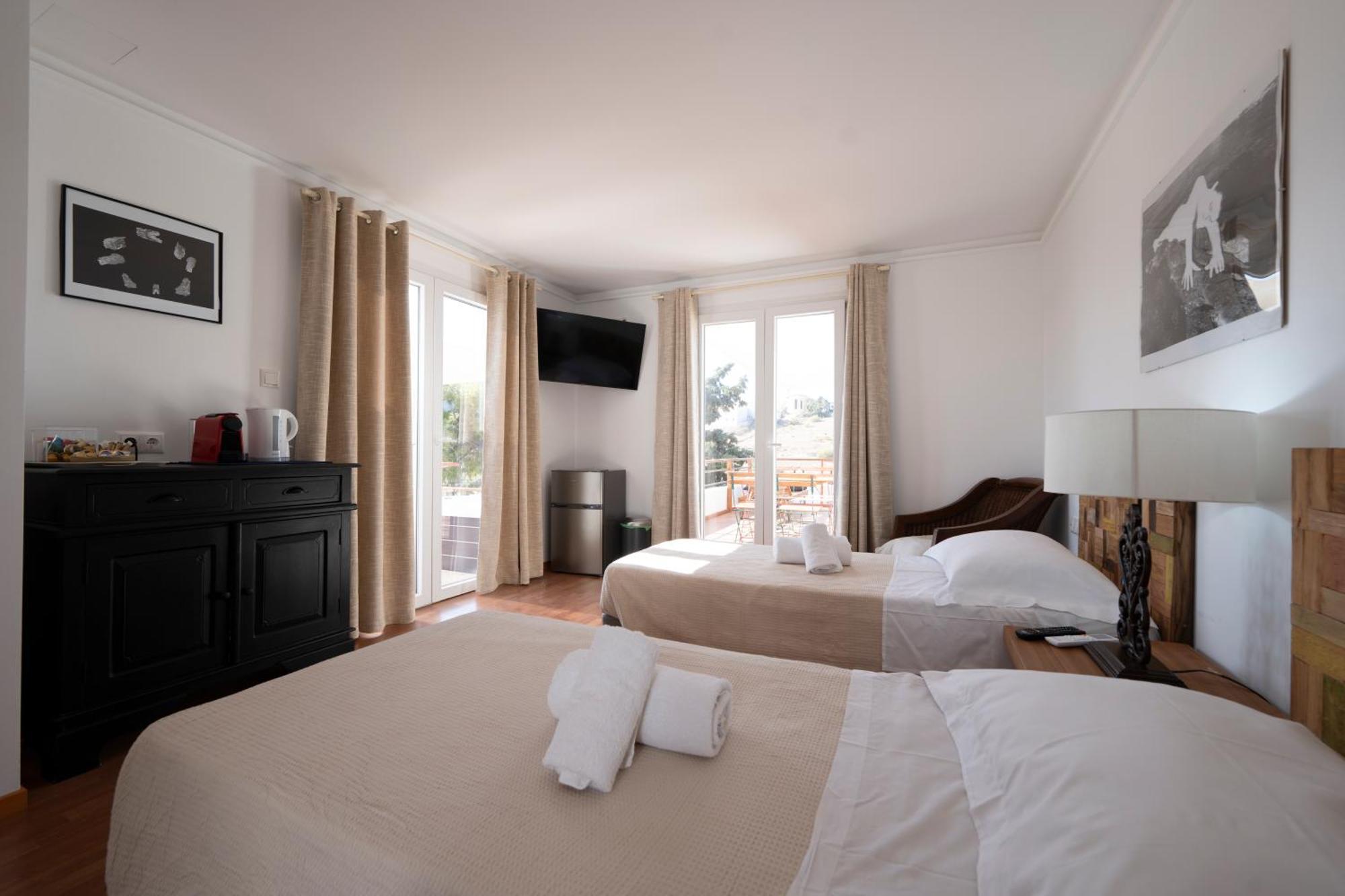 Syros Village Suites Vari  Exterior photo