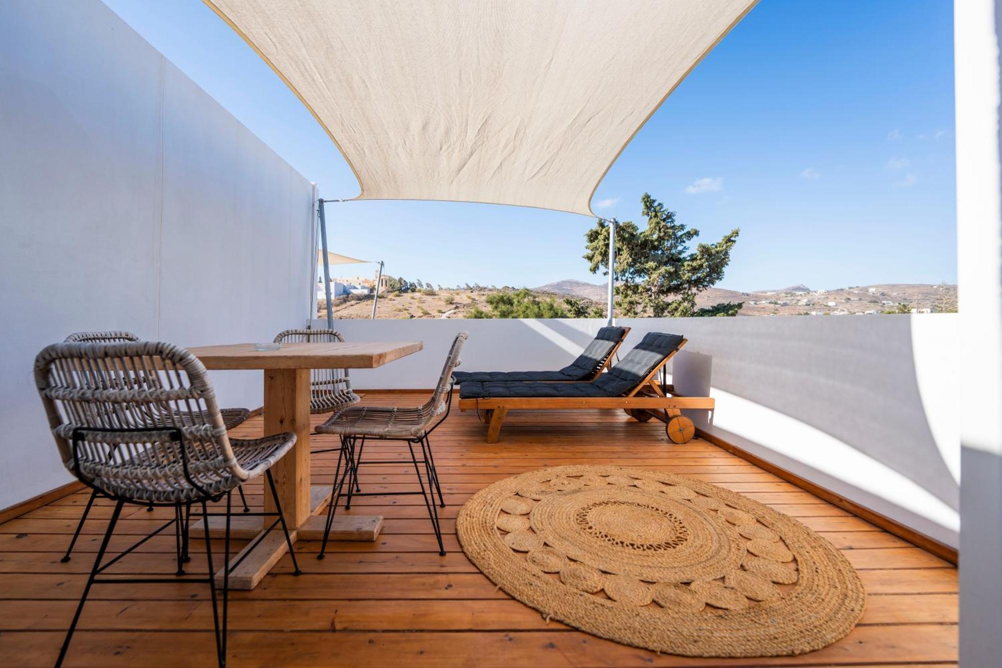 Syros Village Suites Vari  Exterior photo