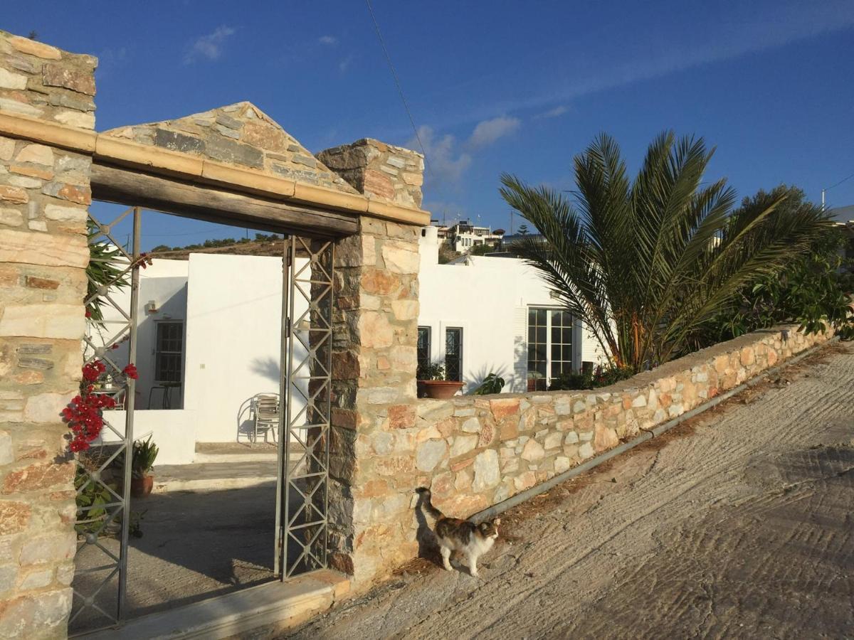 Syros Village Suites Vari  Exterior photo
